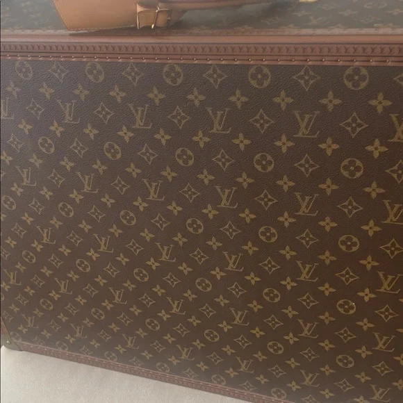 Louis Vuitton Brown Monogram Travel Trunk with Natural Leather Handle - Picture 9 of 9